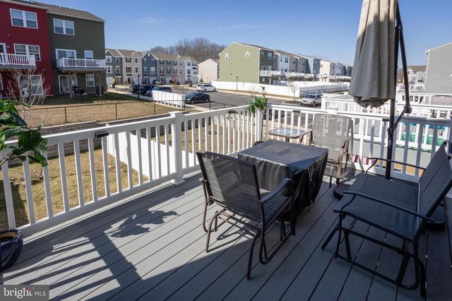 17 CONTINENTAL BLVD, Sicklerville, NJ 08081