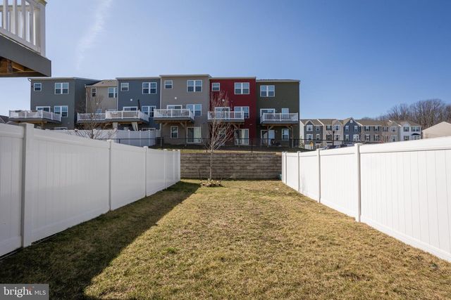 17 CONTINENTAL BLVD, Sicklerville, NJ 08081