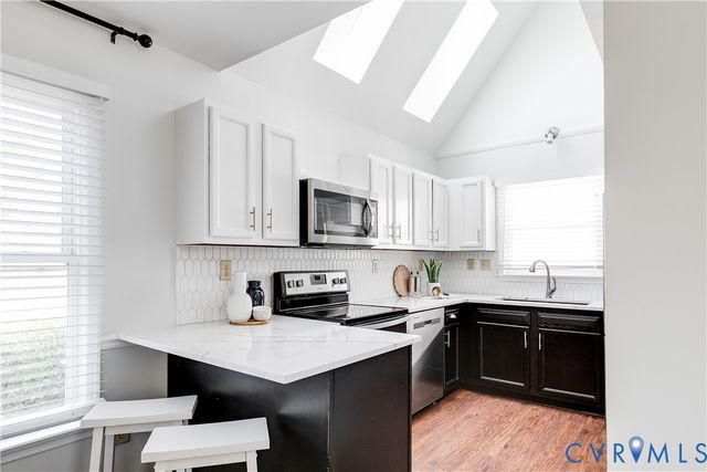 5202 Reids Pointe Rd, Glen Allen, VA 23060
