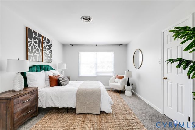 5202 Reids Pointe Rd, Glen Allen, VA 23060