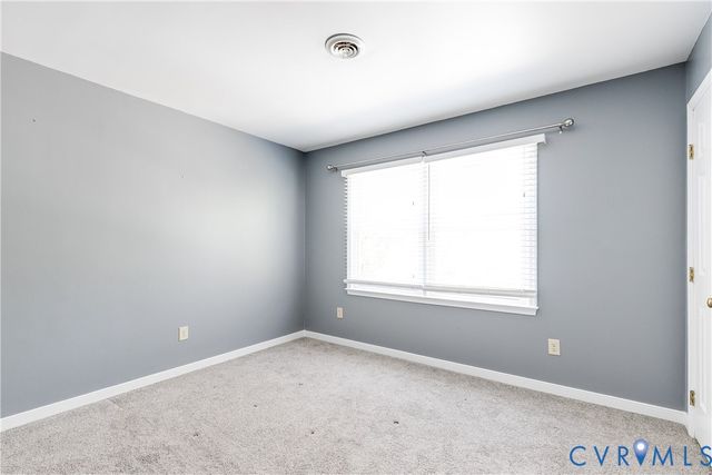 5202 Reids Pointe Rd, Glen Allen, VA 23060