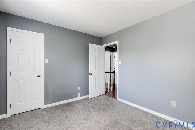 5202 Reids Pointe Rd, Glen Allen, VA 23060