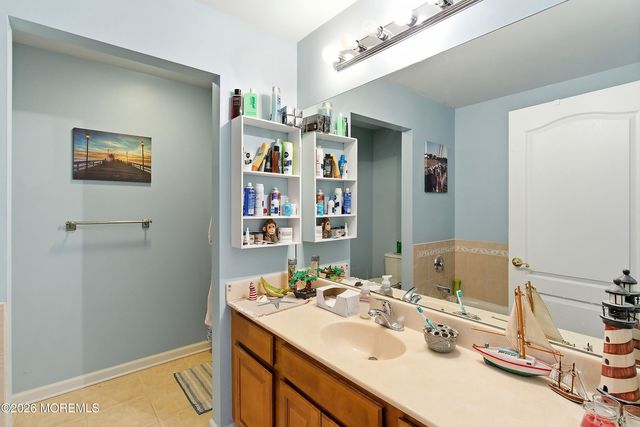 801 Cranberry Road, Beachwood, NJ 08722