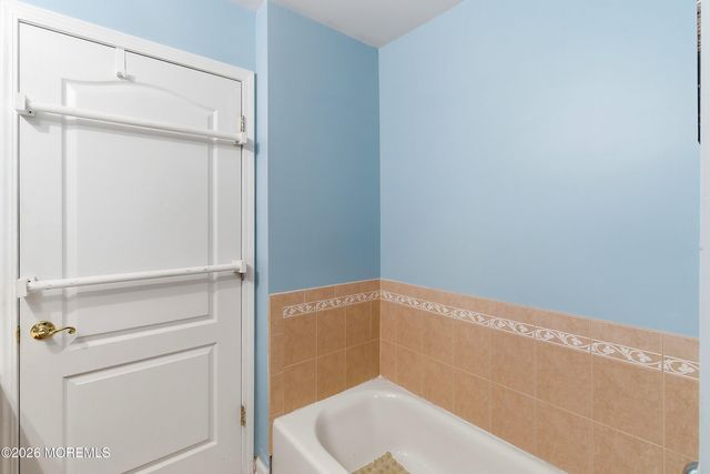 801 Cranberry Road, Beachwood, NJ 08722