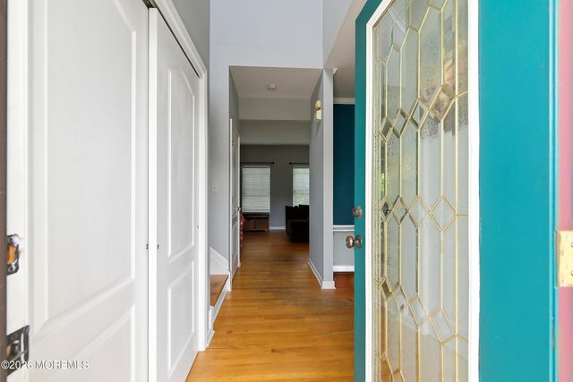 801 Cranberry Road, Beachwood, NJ 08722