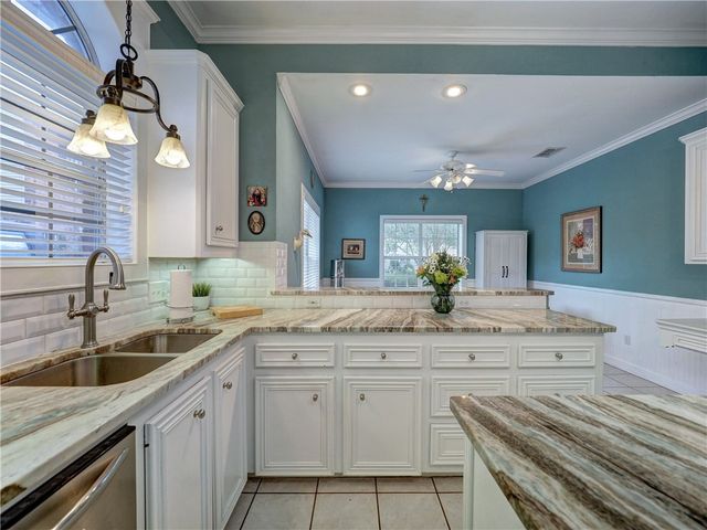 6405 Bellac St, Corpus Christi, TX 78414