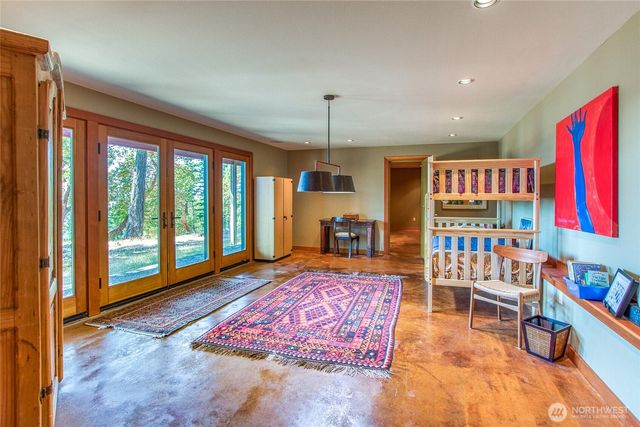 64 Hammond Lane, Orcas Island, WA 98245