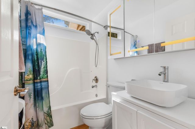 50 Lawton Road, Cleveland, SC 29635