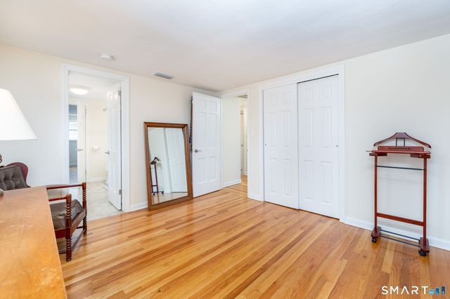 117 Roslyn Drive, New Britain, CT 06052