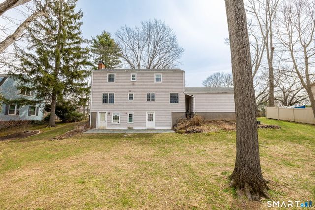 117 Roslyn Drive, New Britain, CT 06052