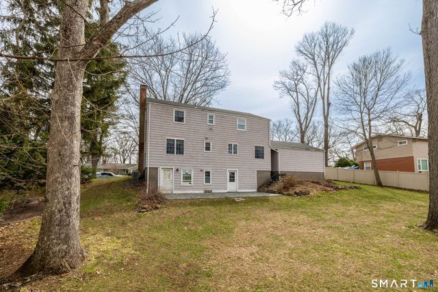 117 Roslyn Drive, New Britain, CT 06052