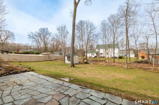 117 Roslyn Drive, New Britain, CT 06052