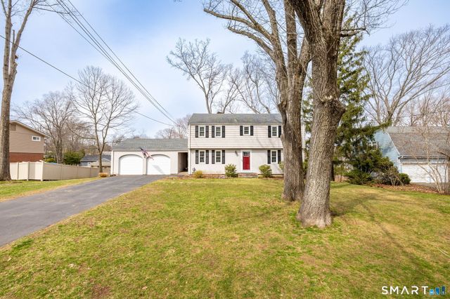 117 Roslyn Drive, New Britain, CT 06052