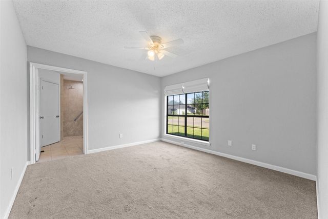 1013 Hunters Glen Drive, Mesquite, TX 75150