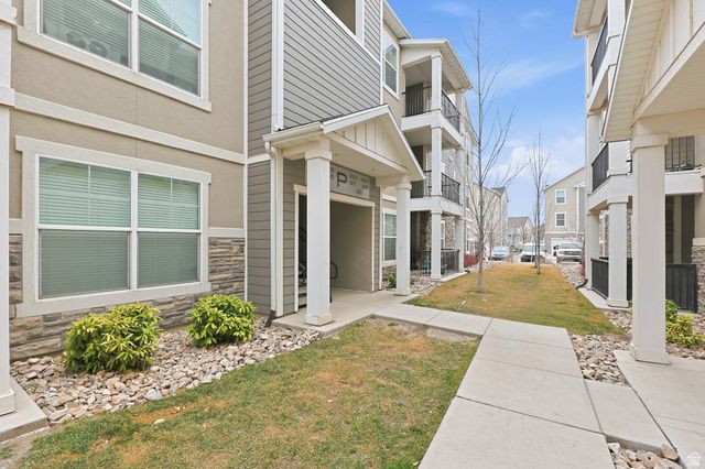 625 N EMERY LN, Vineyard, UT 84059