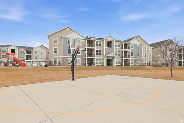 625 N EMERY LN, Vineyard, UT 84059