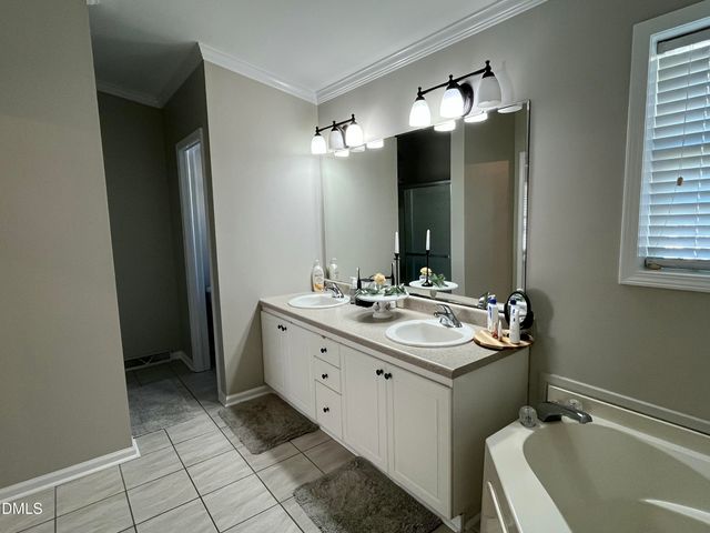 1195 Us 158 Highway, Oxford, NC 27565