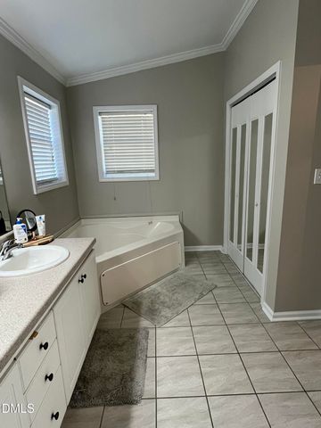 1195 Us 158 Highway, Oxford, NC 27565