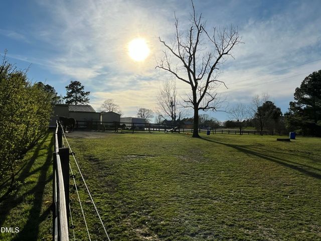 1195 Us 158 Highway, Oxford, NC 27565