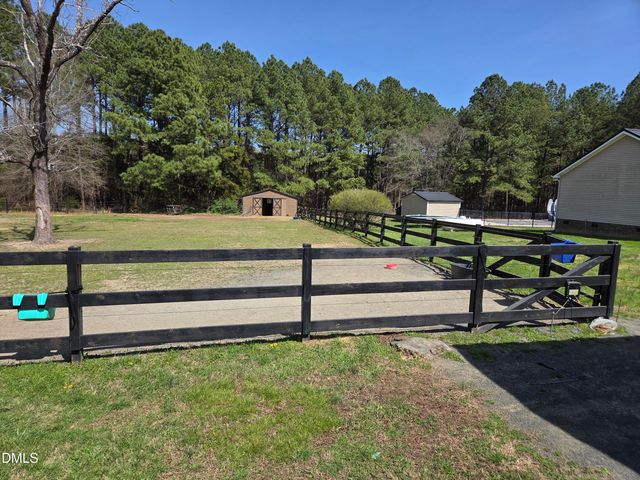 1195 Us 158 Highway, Oxford, NC 27565