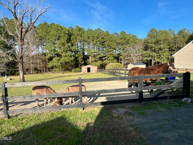 1195 Us 158 Highway, Oxford, NC 27565