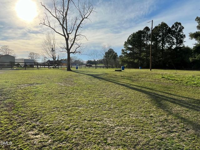 1195 Us 158 Highway, Oxford, NC 27565