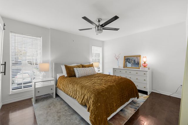 4306 Buena Vista Street 102B, Dallas, TX 75205