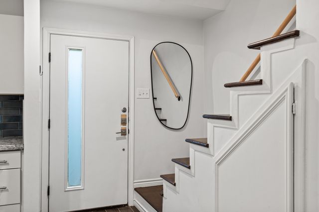 4306 Buena Vista Street 102B, Dallas, TX 75205