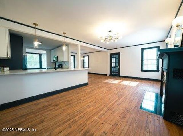 1507 TIBER Avenue, Jacksonville, FL 32207