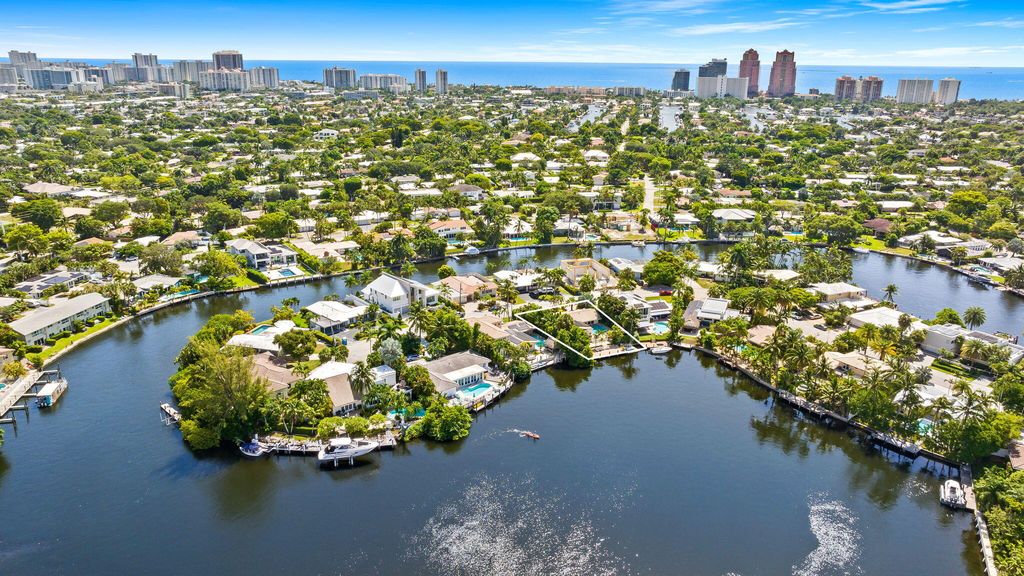 2509 NE 22nd Terrace, Fort Lauderdale, FL 33305