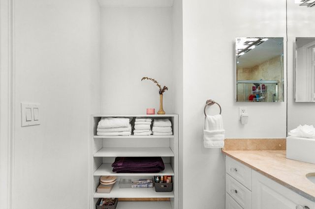 99 SE Mizner Boulevard 543, Boca Raton, FL 33432