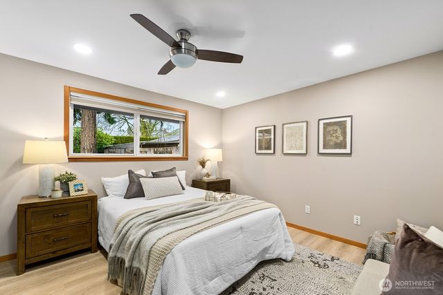 4902 NE 7th Place, Renton, WA 98059