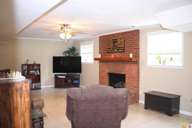 204 Pepper Lane, Paducah, KY 42001