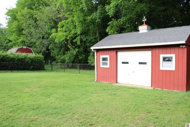 204 Pepper Lane, Paducah, KY 42001