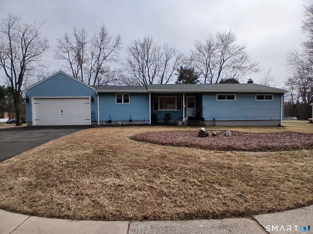 19 Highview Terrace, Enfield, CT 06082