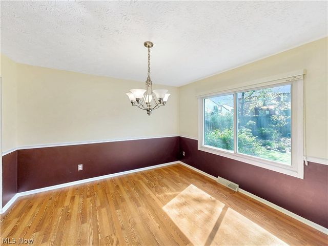 4788 Lindsey Lane, Richmond Heights, OH 44143