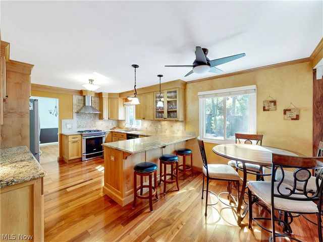 4788 Lindsey Lane, Richmond Heights, OH 44143