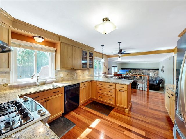 4788 Lindsey Lane, Richmond Heights, OH 44143