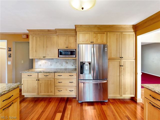 4788 Lindsey Lane, Richmond Heights, OH 44143