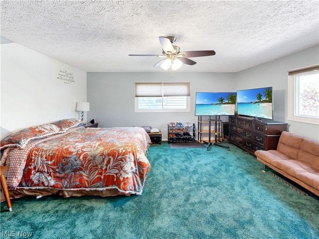 4788 Lindsey Lane, Richmond Heights, OH 44143