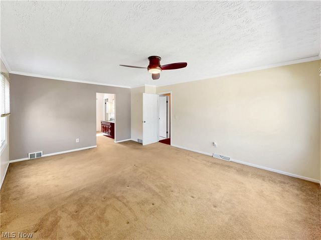 4788 Lindsey Lane, Richmond Heights, OH 44143