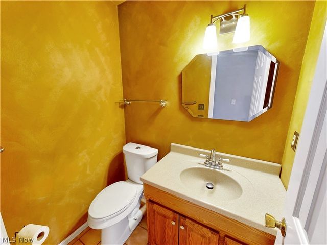 4788 Lindsey Lane, Richmond Heights, OH 44143