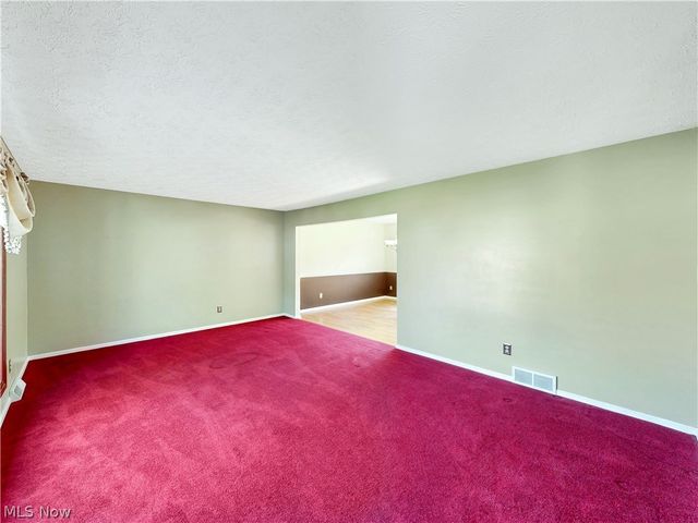 4788 Lindsey Lane, Richmond Heights, OH 44143