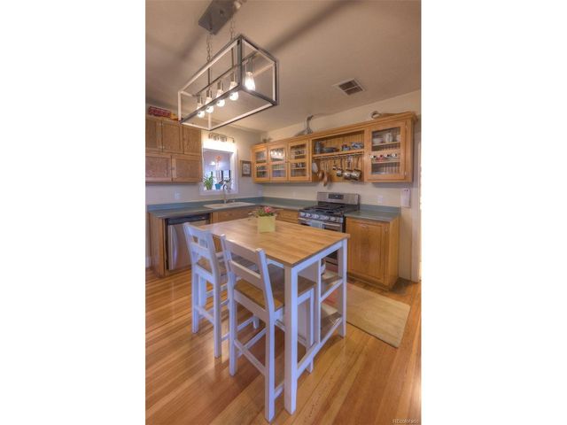 202 E Virginia St, La Veta, CO 81055