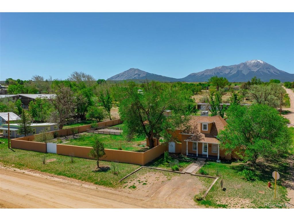 202 E Virginia St, La Veta, CO 81055
