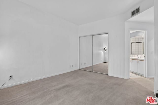 12000 Goshen Avenue 103, Los Angeles, CA 90049
