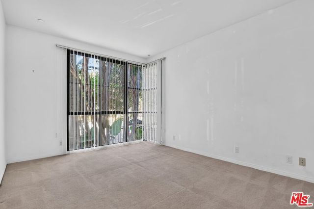 12000 Goshen Avenue 103, Los Angeles, CA 90049