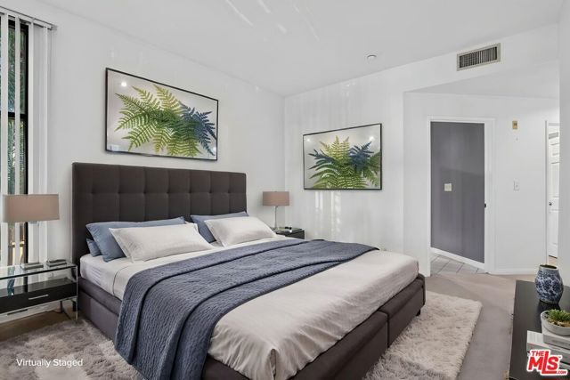 12000 Goshen Avenue 103, Los Angeles, CA 90049