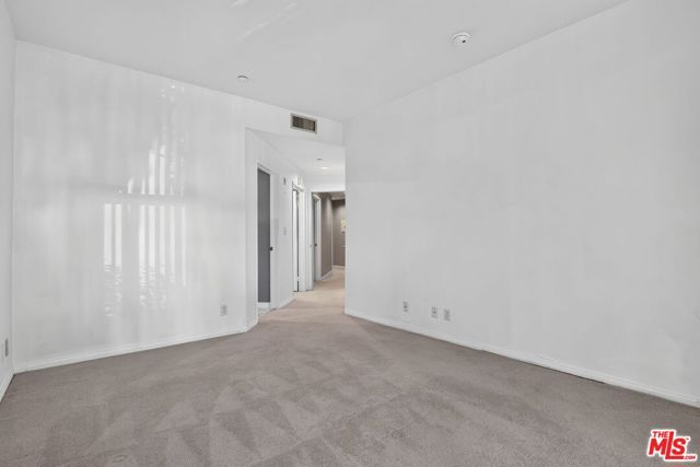 12000 Goshen Avenue 103, Los Angeles, CA 90049