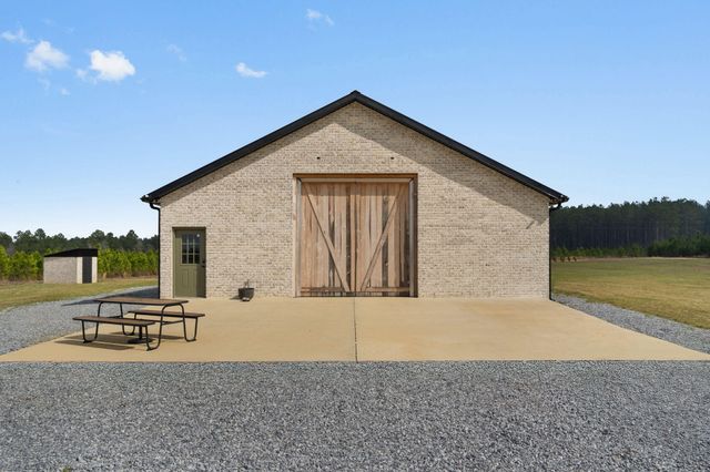 1133 Show Horse Way, Laurel Hill, FL 32567